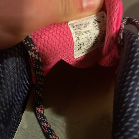 New Balance all terrain Trail Sneakers - Picture 7 of 7